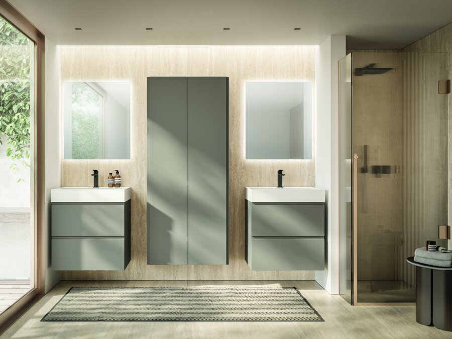 Mobili bagno laccati verde salvia con specchiere retroilluminate