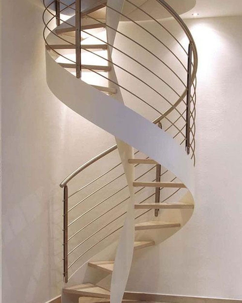 Scala a chiocciola elicoidale in legno New Living Ortensia D